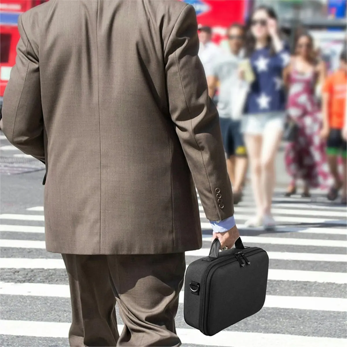 Противоударный защитный ящик для хранения из ЭВА, дорожный чехол для Mini/Pro, Magic Mouse и кабели (только чехол)
Противоударный защитный ящик для хранения из ЭВА, дорожный чехол для Mini/Pro, Magic Mouse и кабели (только чехол)