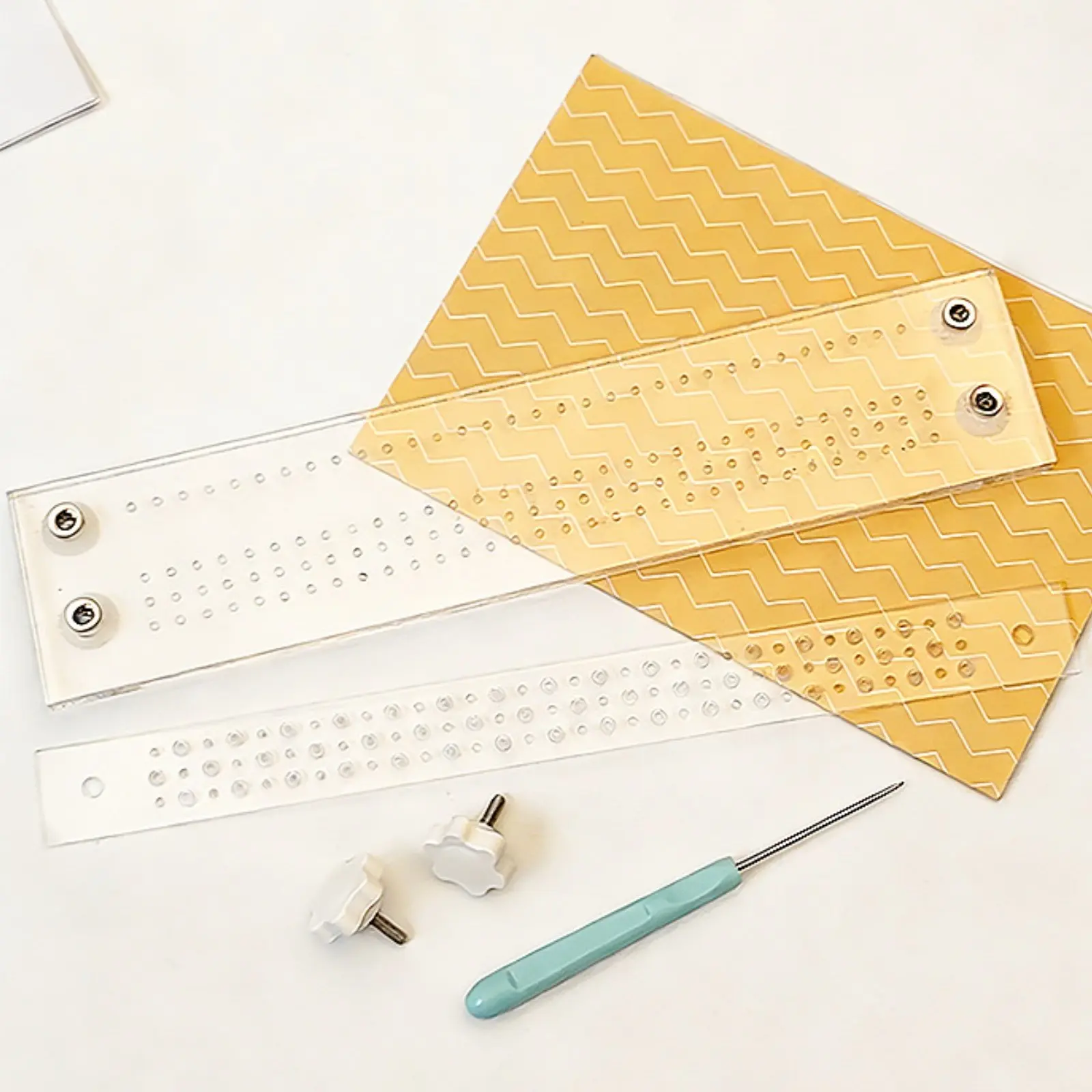 Notebook Stitching Perforate Tool Precise Positioning DIY Bookbinding Kit Paper Hole Perforate Jig Thickened Acrylic
Notebook Stitching Perforate Tool Precise Positioning DIY Bookbinding Kit Paper Hole Perforate Jig Thickened Acrylic