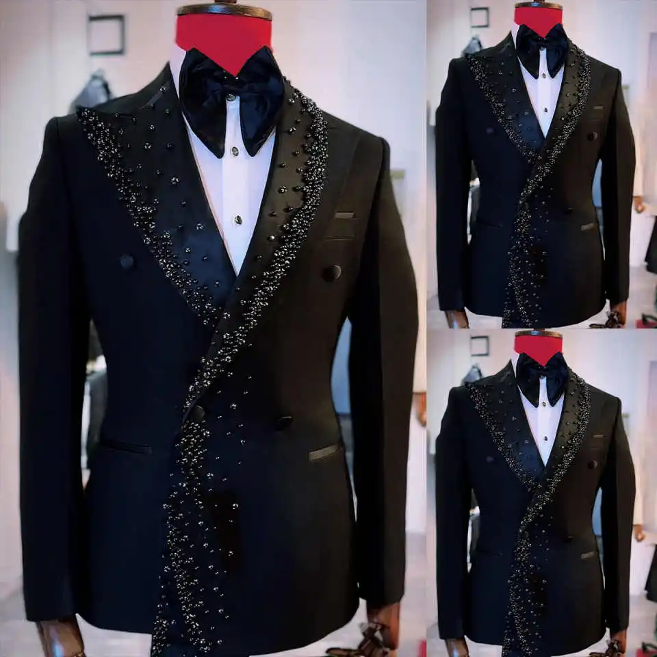 Black Beads Mens Wedding Tuxedos 2 Pieces Formal Peaked Lapel Groom Pants Suits Banquet Party Birthday Wear Customized
Black Beads Mens Wedding Tuxedos 2 Pieces Formal Peaked Lapel Groom Pants Suits Banquet Party Birthday Wear Customized