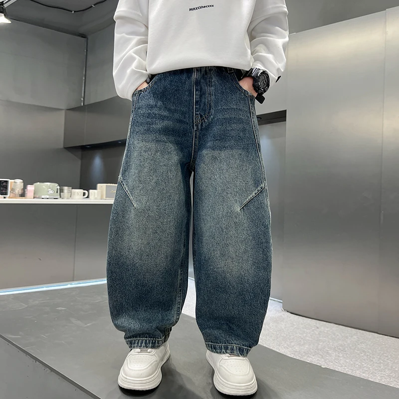 New 2025 Boys' Casual Korean Style Autumn and Winter Loose Simple Denim Jeans High Quality.4-15year
New 2025 Boys' Casual Korean Style Autumn and Winter Loose Simple Denim Jeans High Quality.4-15year