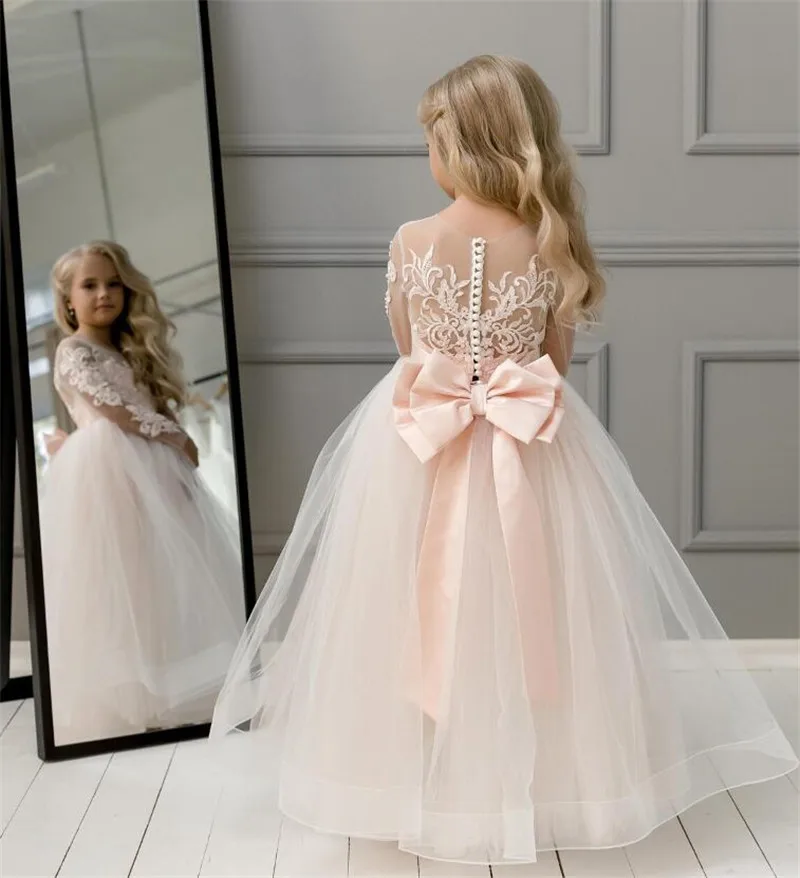 Puffy A-Line Flower Girl Dress for Wedding Long Sleeves Lace Appliques Sheer Neck Kid Princess First Communion Dress Party Gown
Puffy A-Line Flower Girl Dress for Wedding Long Sleeves Lace Appliques Sheer Neck Kid Princess First Communion Dress Party Gown