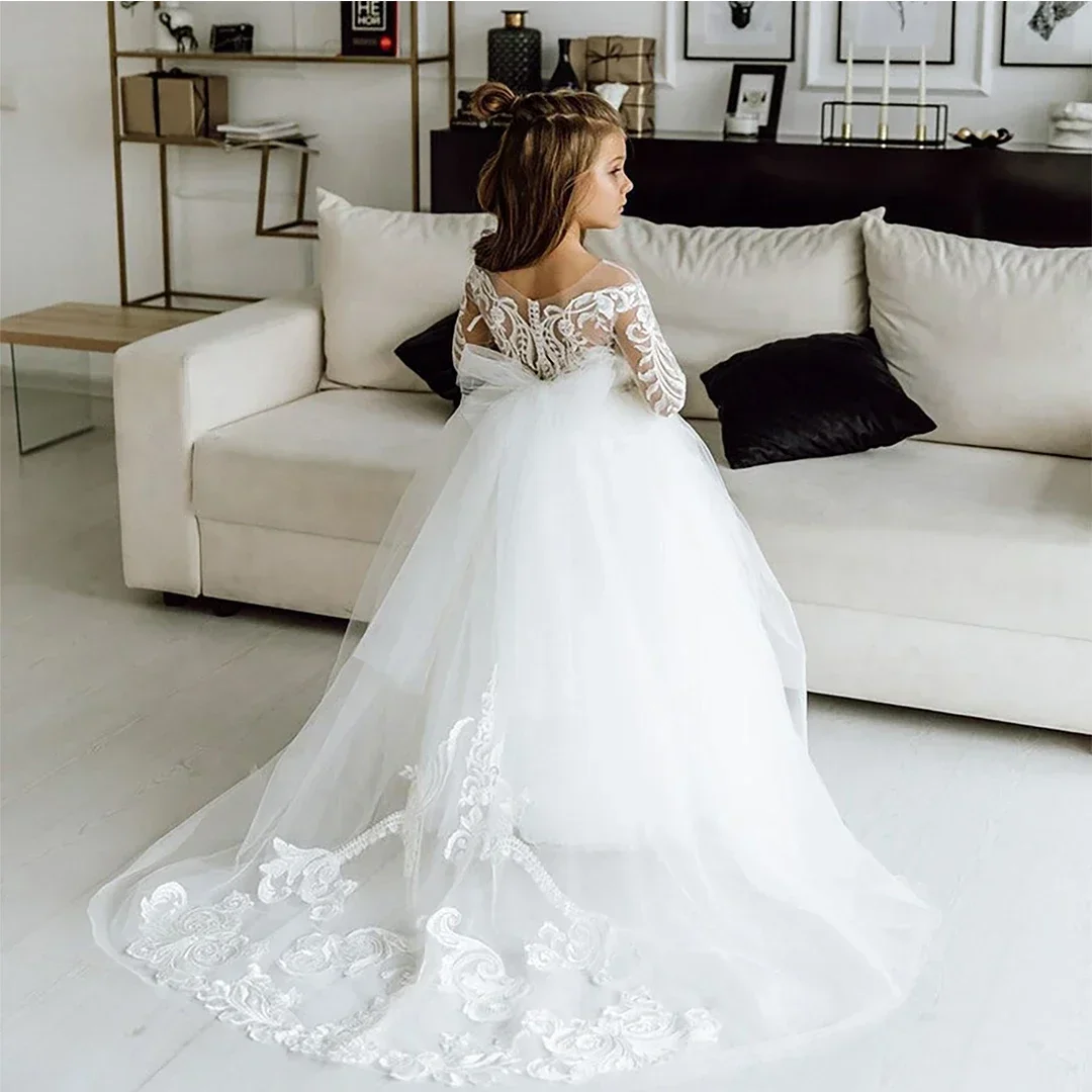 White Kids Bridesmaid Dress for Girls Flower Long Sleeve Floral Lace Tulle A Line Gown Appqulies Wedding Even
White Kids Bridesmaid Dress for Girls Flower Long Sleeve Floral Lace Tulle A Line Gown Appqulies Wedding Even