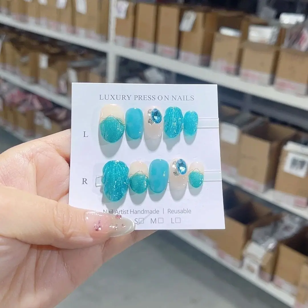 Handmade Press On Nails with Removable and Reusable Design,High-quality Luxurious Style And Whitening Effect.No.C354
Handmade Press On Nails with Removable and Reusable Design,High-quality Luxurious Style And Whitening Effect.No.C354