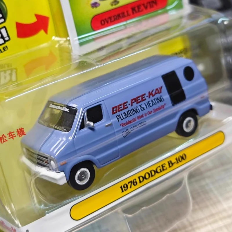 Greenlight 1:64 Series 6-Overkill Kevin-1976 Dodge Van Limited Edition Model Original Packaging Wall Hanging Gift for Friends
Greenlight 1:64 Series 6-Overkill Kevin-1976 Dodge Van Limited Edition Model Original Packaging Wall Hanging Gift for Friends