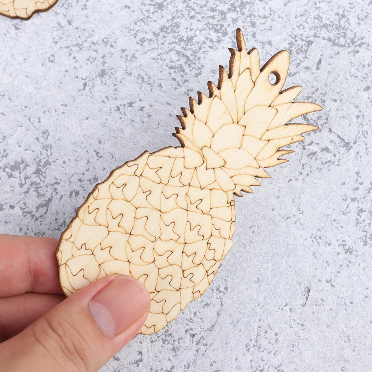 20 Pcs Wooden Pendant Slices Paintable Crafts Ornaments Decor Hollow Out Supplies DIY Christmas Gifts Kids Activities Pineapple
20 Pcs Wooden Pendant Slices Paintable Crafts Ornaments Decor Hollow Out Supplies DIY Christmas Gifts Kids Activities Pineapple