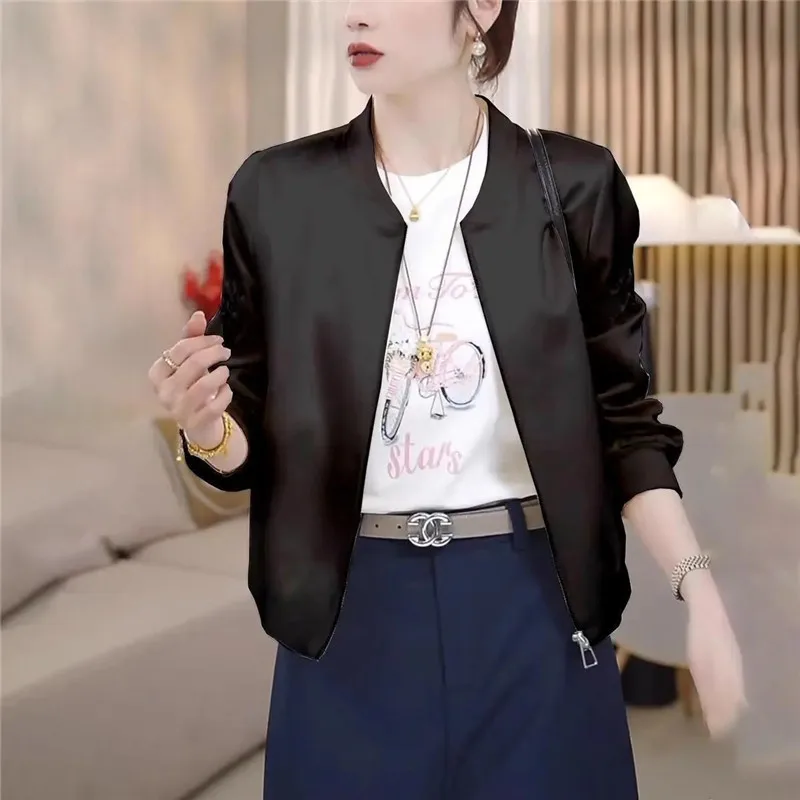 2025 Spring Autumn Women's New Korean Coat Baseball Female Temperament Embroidered Jacket Loose Ladies Short Overwear
2025 Spring Autumn Women's New Korean Coat Baseball Female Temperament Embroidered Jacket Loose Ladies Short Overwear