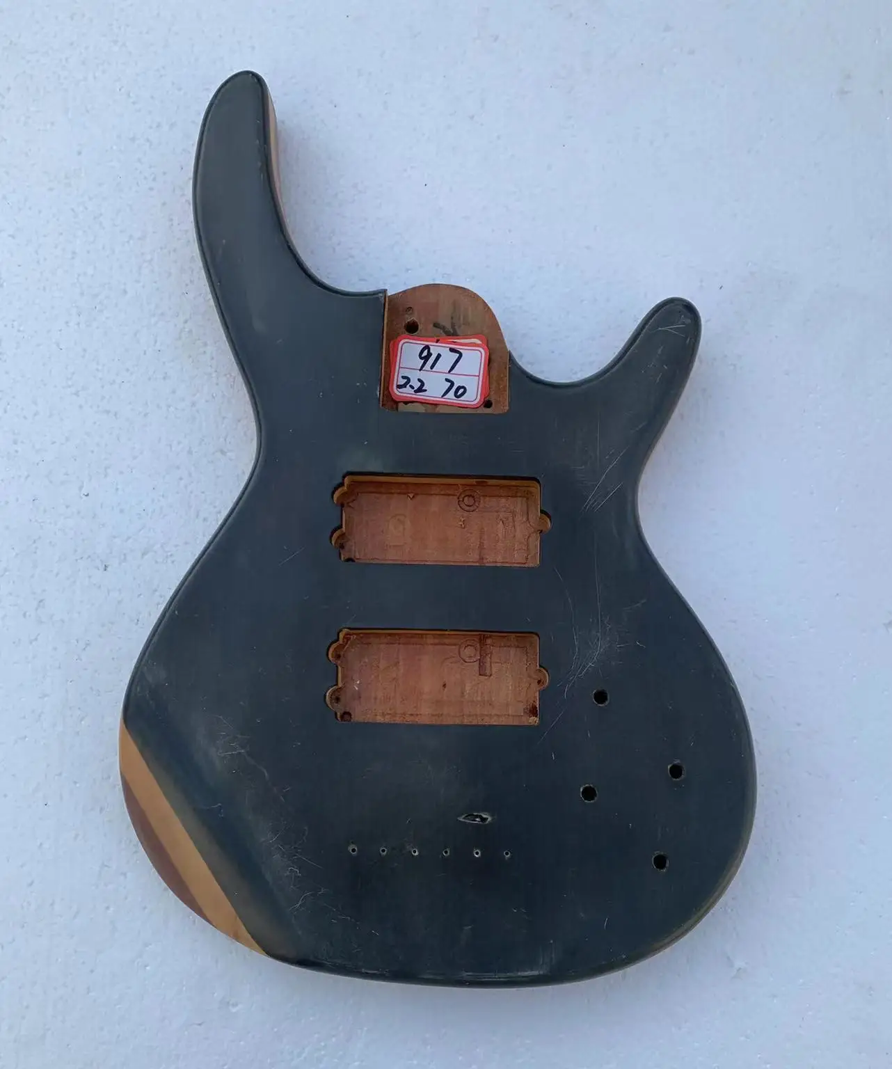 DIY Custom Body for Electric Bass Guitar Guitarra Special Wood Design in Stock Discount #917
DIY Custom Body for Electric Bass Guitar Guitarra Special Wood Design in Stock Discount #917