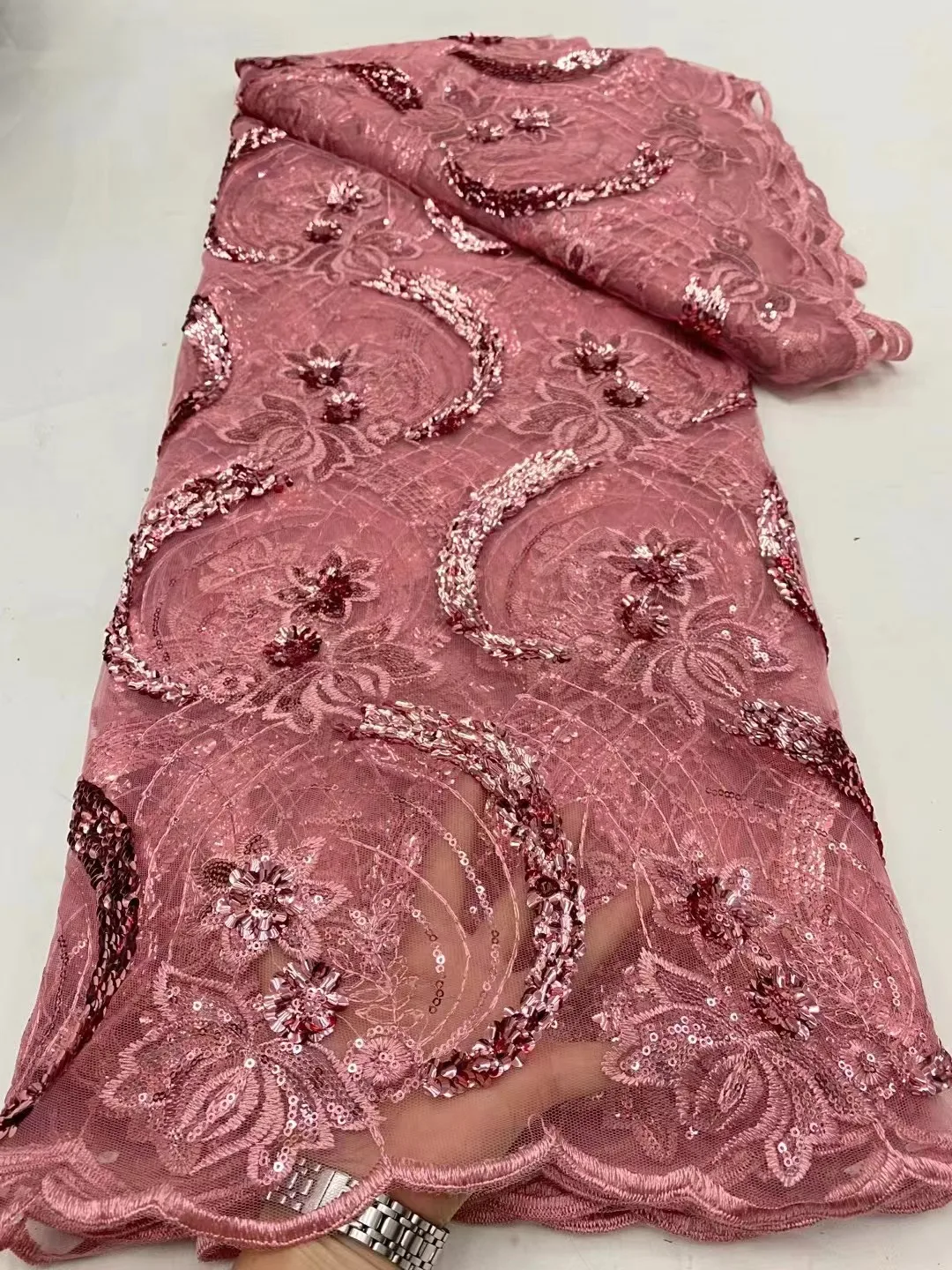2024 African Nigerian Tulle Mesh Lace Fabrics High Quality Embroidery Sequins Net Lace Fabric For Party Dress beaded lace fabric
2024 African Nigerian Tulle Mesh Lace Fabrics High Quality Embroidery Sequins Net Lace Fabric For Party Dress beaded lace fabric