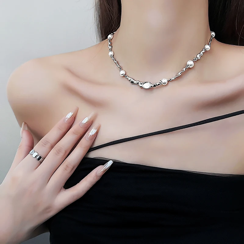 Korean Fashion Magnetic Couple Necklace For Lovers Gothic Punk Heart Pendant Necklace For Women Necklaces Party Gift Jewelry
Korean Fashion Magnetic Couple Necklace For Lovers Gothic Punk Heart Pendant Necklace For Women Necklaces Party Gift Jewelry