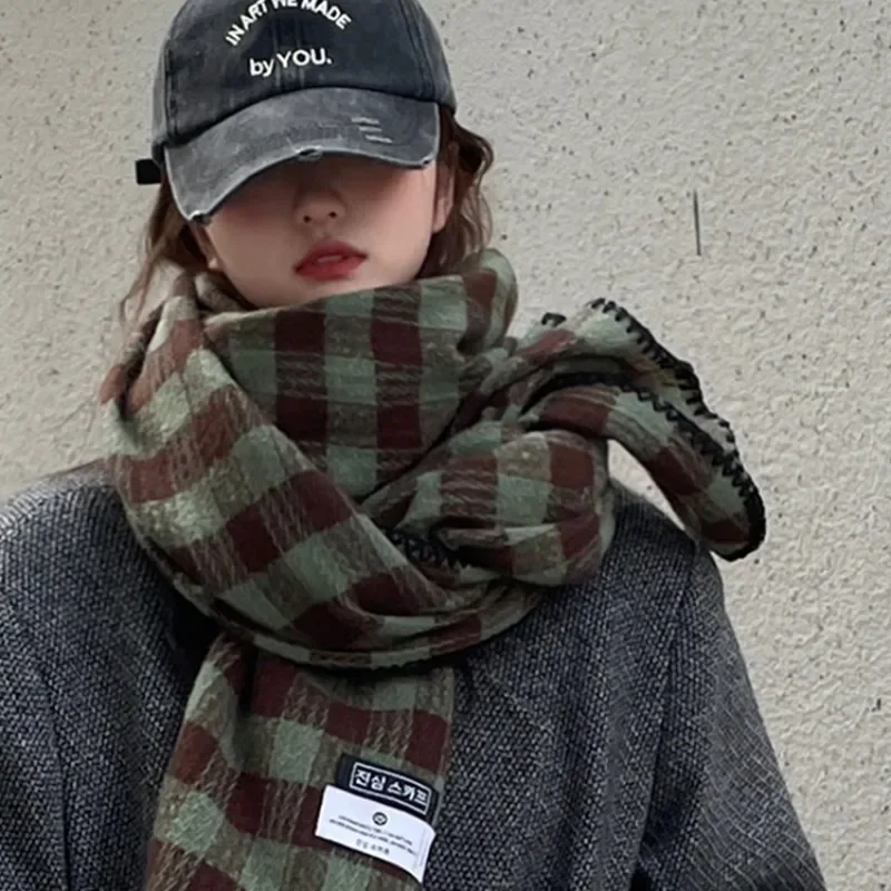 Vintage Plaid Scarf Ladies Winter Thickened Korean Dual-use Warm Scarf Student Shawl Coldproof Windproof Blanket Wraps Cozy Soft
Vintage Plaid Scarf Ladies Winter Thickened Korean Dual-use Warm Scarf Student Shawl Coldproof Windproof Blanket Wraps Cozy Soft