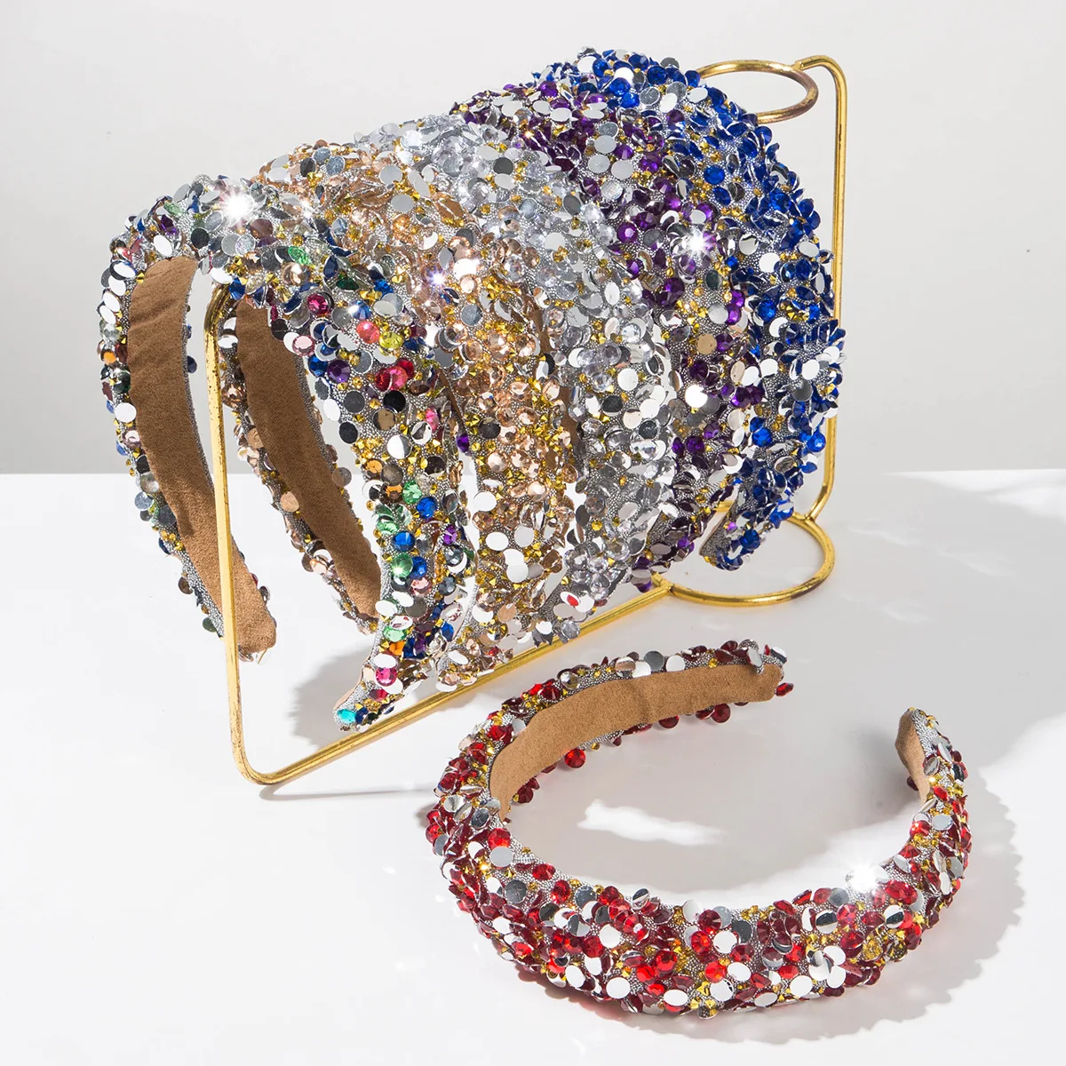 Korean-style colorful headbands with sequins and diamonds super shiny light luxury headbandsniche design high-end hair 471
Korean-style colorful headbands with sequins and diamonds super shiny light luxury headbandsniche design high-end hair 471