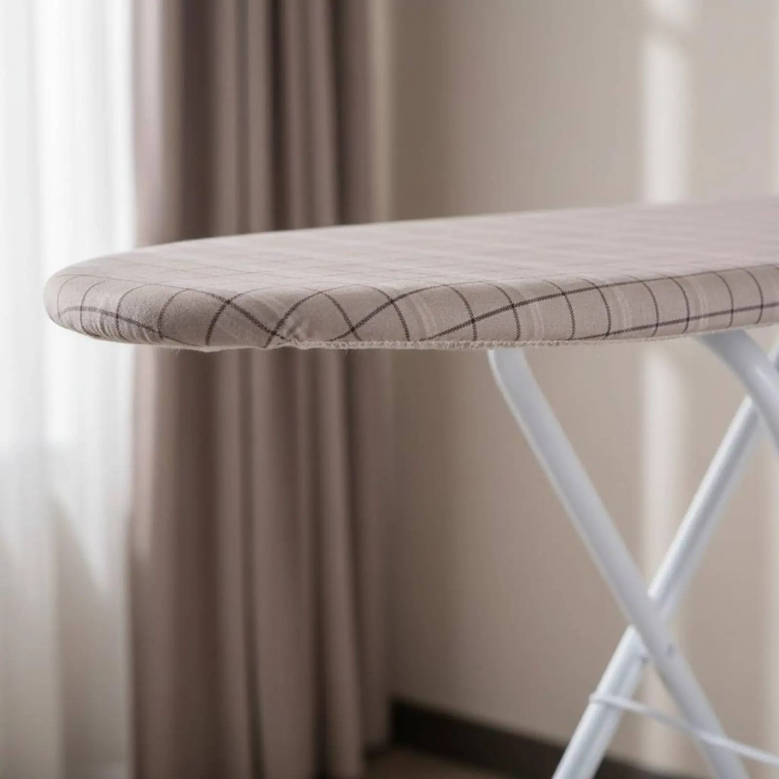Folding Ironing Board Foldable Standing Ironing Board Household Tool Long-Lasting Stable Legs for Home
Folding Ironing Board Foldable Standing Ironing Board Household Tool Long-Lasting Stable Legs for Home