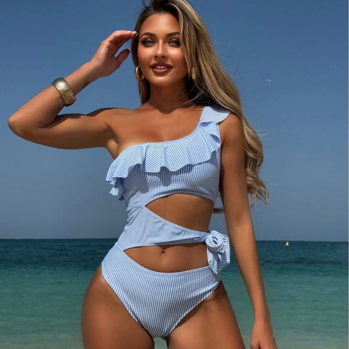 New One-piece Swimsuit with Ruffled Edges, Hollowed Out Lace Up Swimsuit for Women, High-end Feeling, Soaking in Hot Springs,
New One-piece Swimsuit with Ruffled Edges, Hollowed Out Lace Up Swimsuit for Women, High-end Feeling, Soaking in Hot Springs,