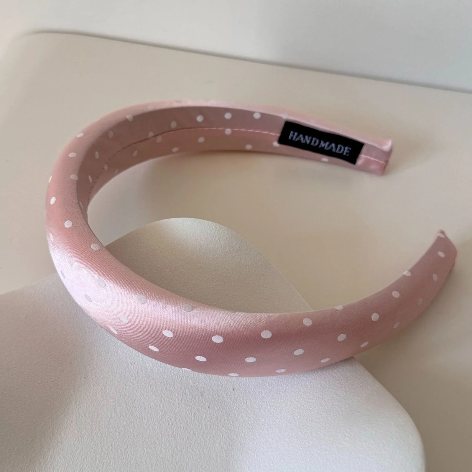 Polka Dot Headband for Women Soft Comfortable Anti-Slip Design Suitable for Daily Commute Party Travel
Polka Dot Headband for Women Soft Comfortable Anti-Slip Design Suitable for Daily Commute Party Travel