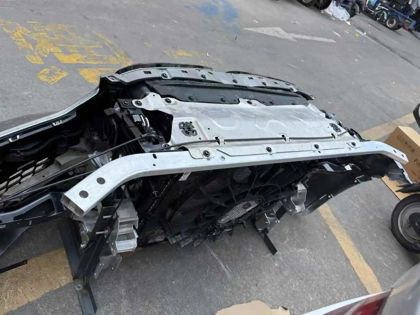G08 F97 X3 X3M High Quality Original Front Bumper Assembly with Water Tank & Radiator Repair Replacement Parts
G08 F97 X3 X3M High Quality Original Front Bumper Assembly with Water Tank & Radiator Repair Replacement Parts