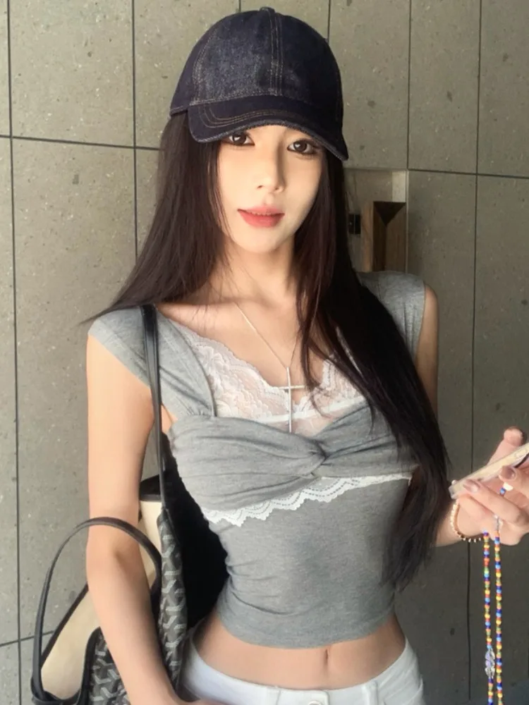 Spicy Girl Street Fashion Lace Patchwork Strapless Crop Top Women's Summer New Pure Desire Belly Button Exposure Shirt
Spicy Girl Street Fashion Lace Patchwork Strapless Crop Top Women's Summer New Pure Desire Belly Button Exposure Shirt