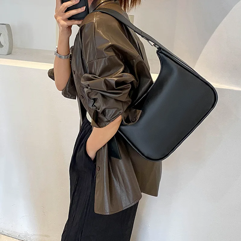 Fashion Women Shoulder Bag PU Leather Under Arm Purse Bags High Capacity Female Shoulder Handbag for Women
Fashion Women Shoulder Bag PU Leather Under Arm Purse Bags High Capacity Female Shoulder Handbag for Women
