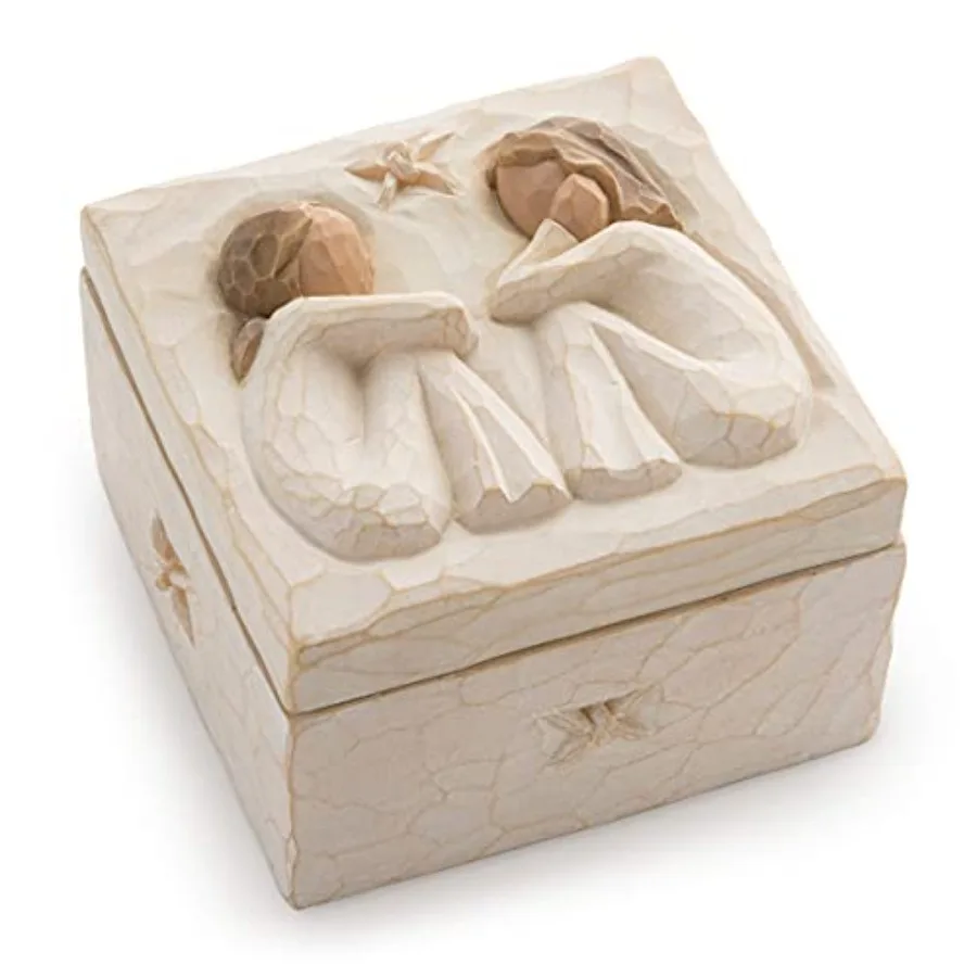 Friendship Keepsake Box, Forever True, Forever Friends, Holds Jewelry and Treasures, Carving of Best Friends or Sisters, Sculpt
Friendship Keepsake Box, Forever True, Forever Friends, Holds Jewelry and Treasures, Carving of Best Friends or Sisters, Sculpt