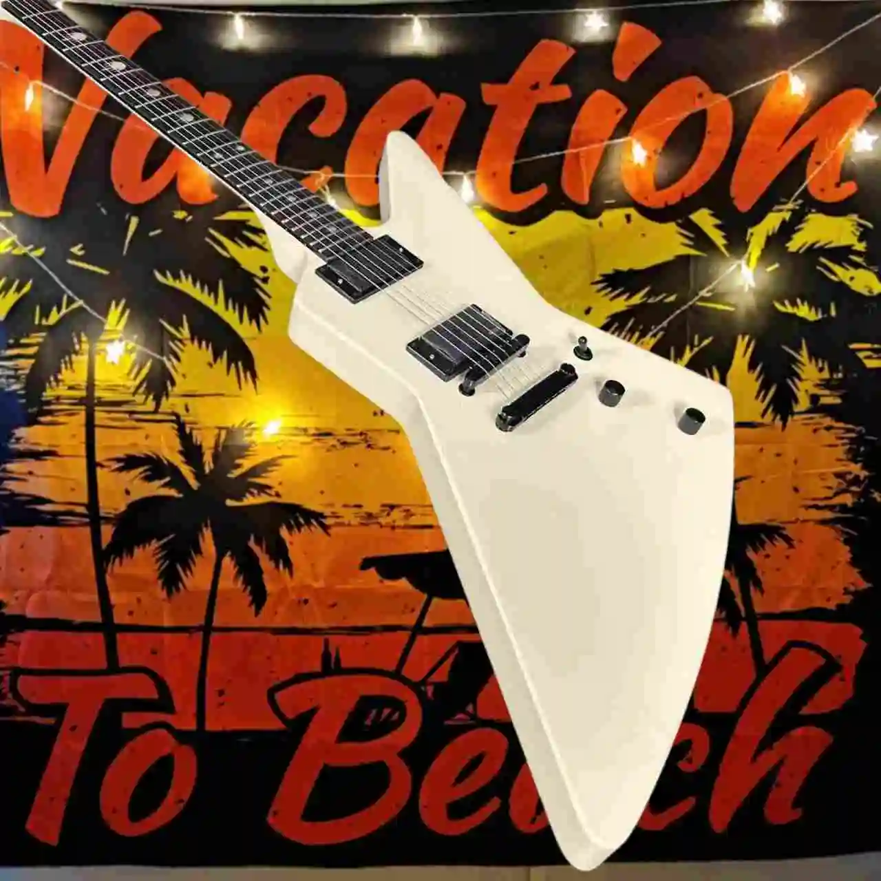 Electric Guitar Milk Yellow E 22 Tone Peach Heart Woodplate Body Rose Wood Fingerboard HH Pickup Fingerboard Irregular Inlay
Electric Guitar Milk Yellow E 22 Tone Peach Heart Woodplate Body Rose Wood Fingerboard HH Pickup Fingerboard Irregular Inlay