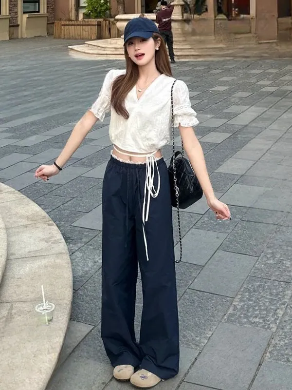 Korean Style V-Neck Top Wide Leg Pants Two-Piece Set Summer Fashion Women's Clothing Cotton Short Sleeve T-Shirt
Korean Style V-Neck Top Wide Leg Pants Two-Piece Set Summer Fashion Women's Clothing Cotton Short Sleeve T-Shirt