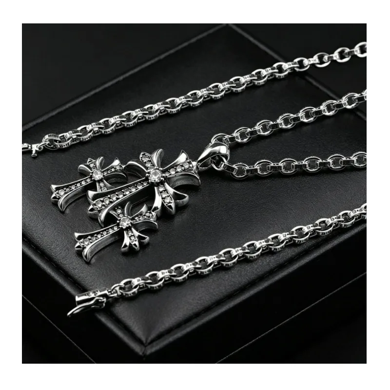 Trendy Retro Three Small Cross Necklace Fashionable Personality Old Light Luxury Niche Design Advanced Simple and Generous
Trendy Retro Three Small Cross Necklace Fashionable Personality Old Light Luxury Niche Design Advanced Simple and Generous
