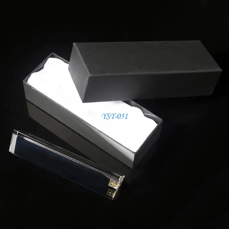 E15A Photo Photography Triangular Prism with 1/4 Inch Thread Professional Optical Glass Create Light Rainbow Effect
E15A Photo Photography Triangular Prism with 1/4 Inch Thread Professional Optical Glass Create Light Rainbow Effect