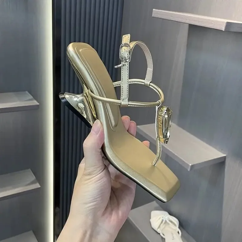 Women's Sandals Designer Jewel One Strap Sandals Summer Square Toe Clip-Toe High Heel Sandals Fashion Non-Slip Heel Women Shoes
Women's Sandals Designer Jewel One Strap Sandals Summer Square Toe Clip-Toe High Heel Sandals Fashion Non-Slip Heel Women Shoes