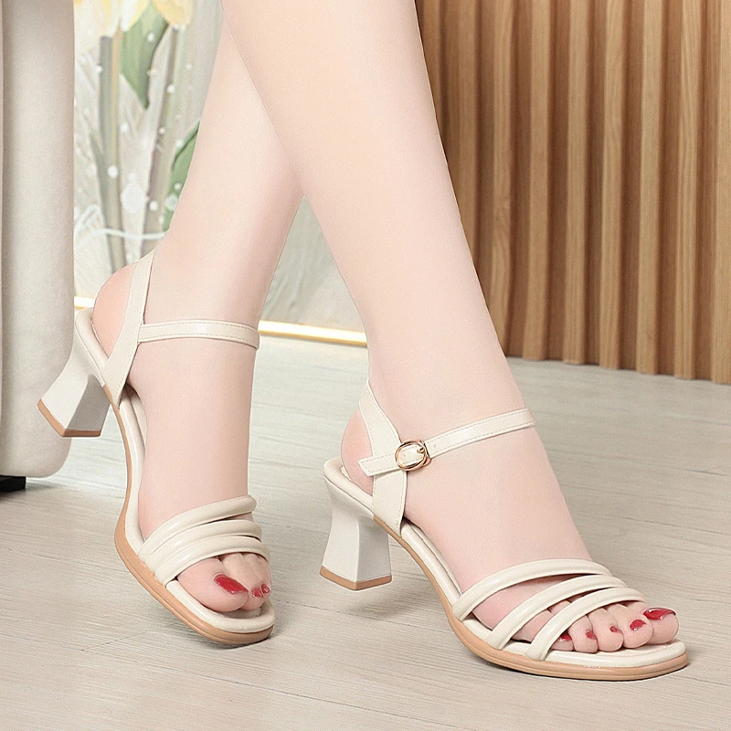 Casual Summer Wear Temperament High Heels For Women's Shoes Versatile One-Liner Fashion Shoes For Women's Elegant Comfortable
Casual Summer Wear Temperament High Heels For Women's Shoes Versatile One-Liner Fashion Shoes For Women's Elegant Comfortable