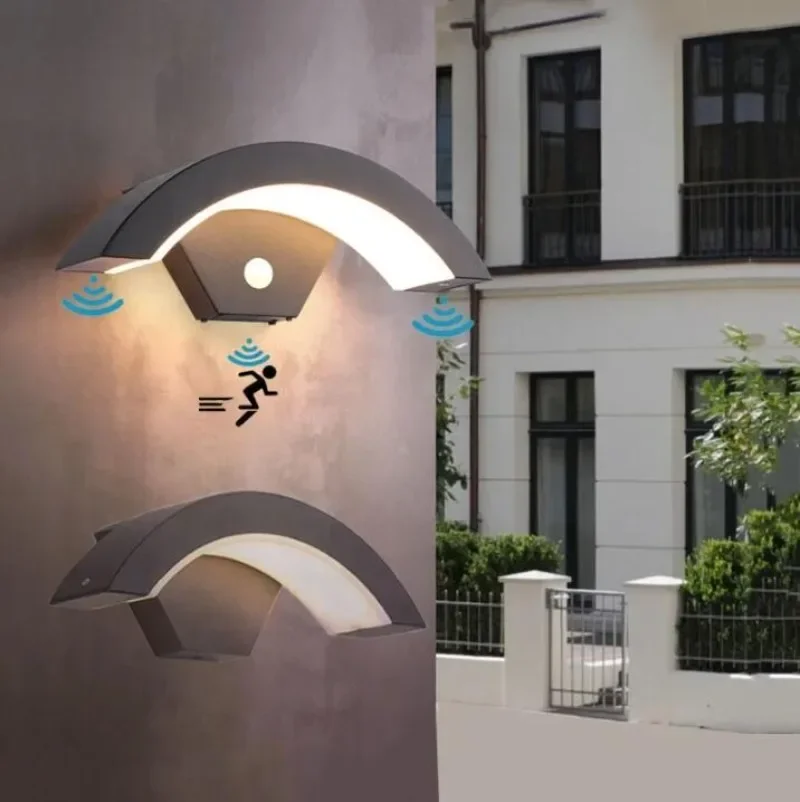 Modern waterproof outdoor wall lamp intelligent sensing wall lamp garden corridor IP65 waterproof room decoration G9 lighting
Modern waterproof outdoor wall lamp intelligent sensing wall lamp garden corridor IP65 waterproof room decoration G9 lighting