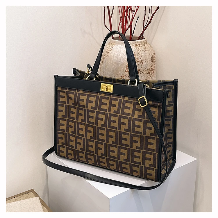 Изысканная женская сумка через плечо, роскошная кожаная сумка, высококачественная сумка через плечо, винтажная дизайнерская сумка 
Изысканная женская сумка через плечо, роскошная кожаная сумка, высококачественная сумка через плечо, винтажная дизайнерская сумка