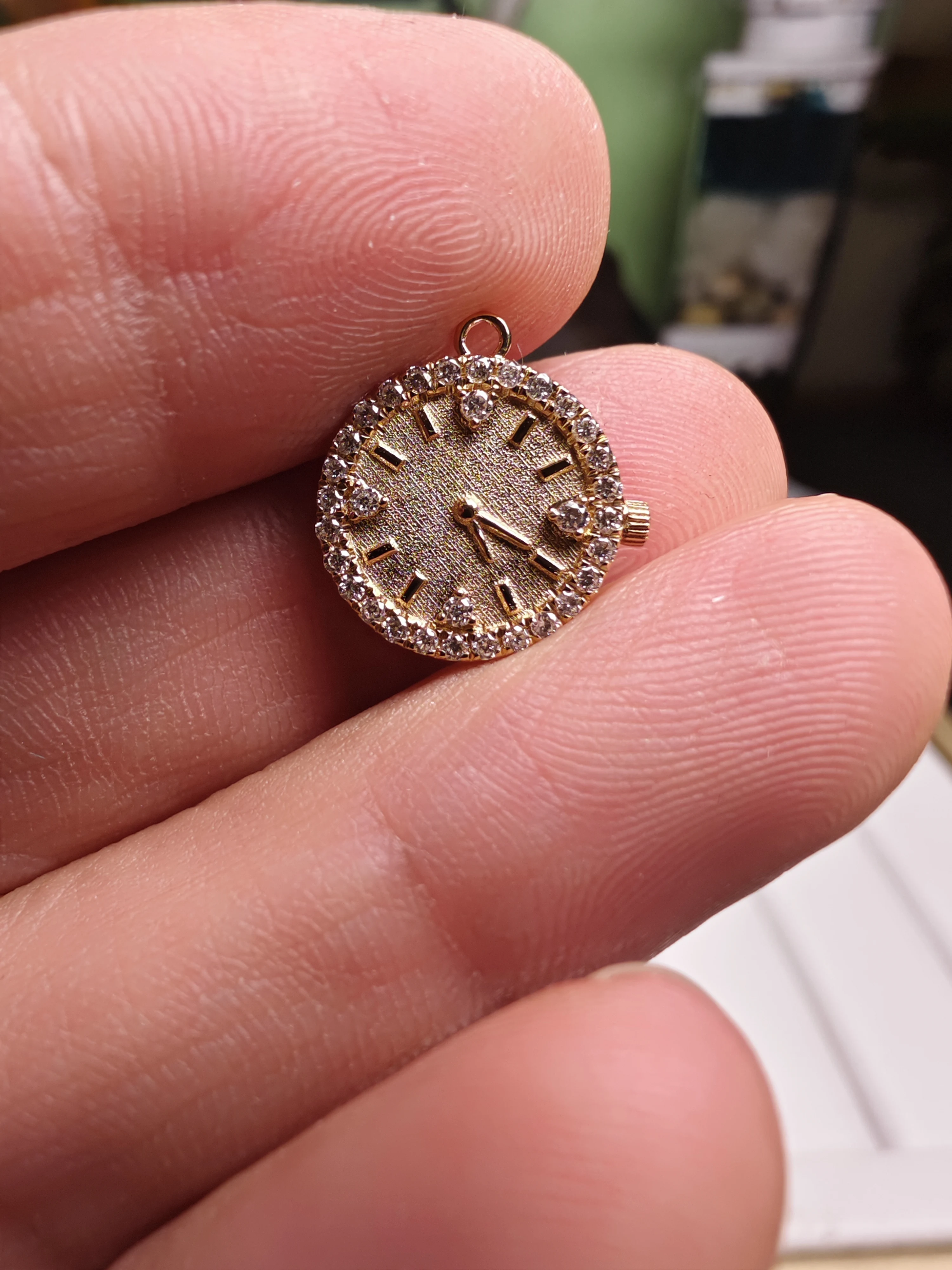 Часы с подвеской из 14-каратного золота с выращенными в лаборатории бриллиантами «520 времени» — рекомендация подарка на День святого Валентина и день рождения, модные украшения на заказ Who
Часы с подвеской из 14-каратного золота с выращенными в лаборатории бриллиантами «520 времени» — рекомендация подарка на День святого Валентина и день рождения, модные украшения на заказ Who