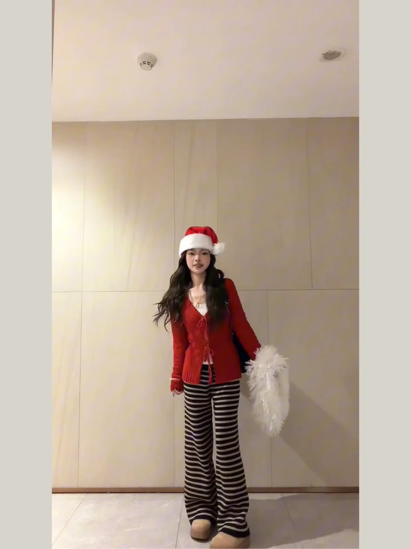 Sli Американский вязаный открытый кардиган-свитер, модный универсальный топ для женщин, весна 2025 г., свободный крой, средний размер, средний размер...
Sli Американский вязаный открытый кардиган-свитер, модный универсальный топ для женщин, весна 2025 г., свободный крой, средний размер, средний размер...