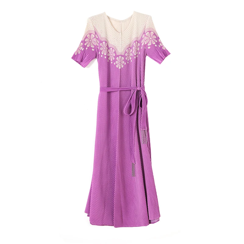 Pleated Dress Women Korean Edition 2025 Loose Slim Summer Short Sleeve Positioning Flower Closure Waist Strap Fish Scattered
Pleated Dress Women Korean Edition 2025 Loose Slim Summer Short Sleeve Positioning Flower Closure Waist Strap Fish Scattered