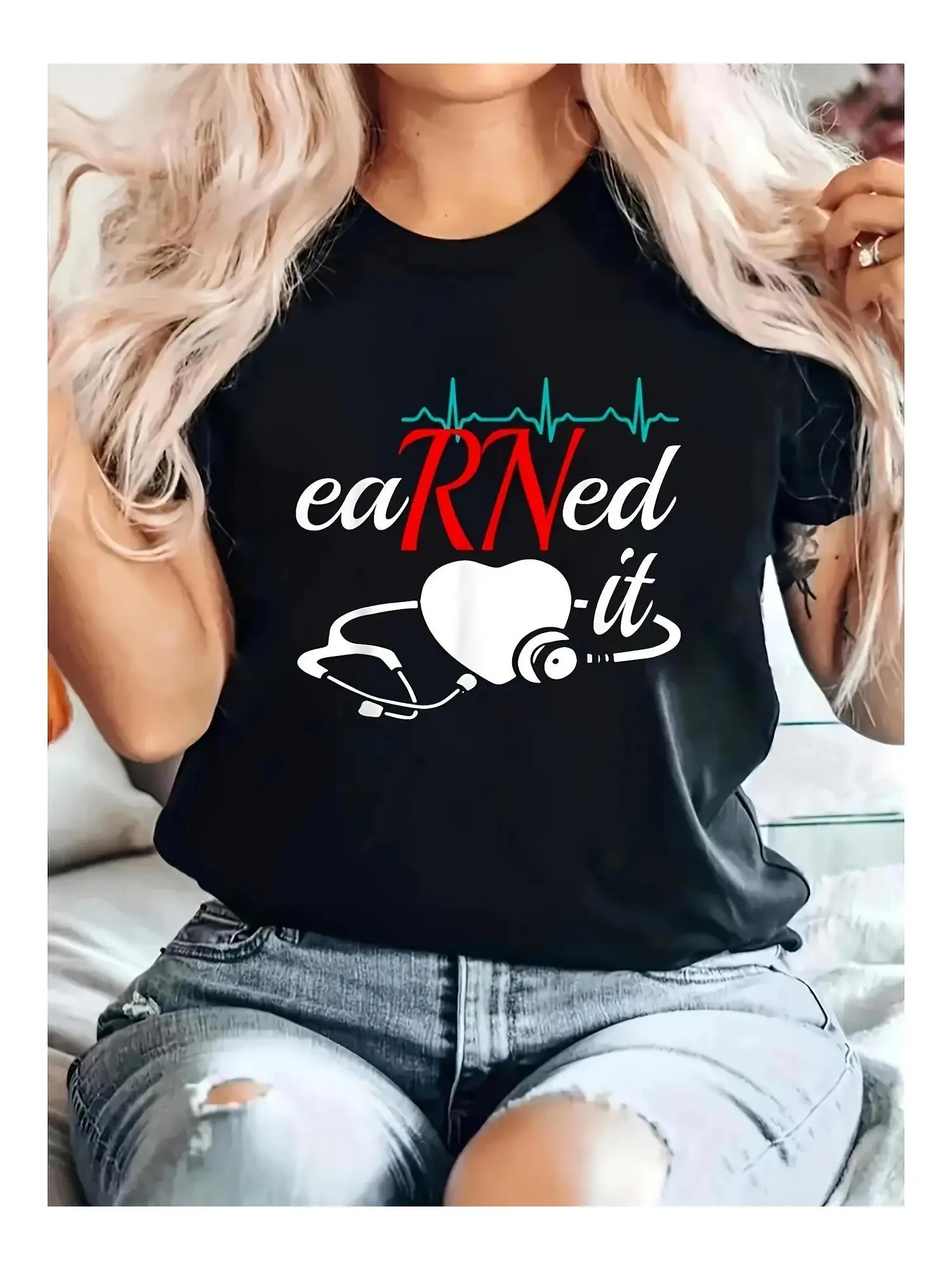 Women'S "Earned It RN" Nurse Graduation Round Neck Short Sleeve Casual T-Shirt Versatile for All Seasons
Women'S "Earned It RN" Nurse Graduation Round Neck Short Sleeve Casual T-Shirt Versatile for All Seasons