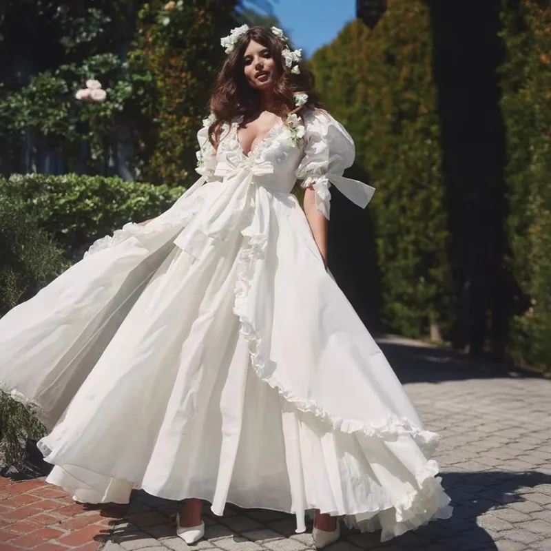 Customized Elegant Dignified Unique Temperament Floral Puff Sleeve Ball Gown Wedding Dresses Boho Ruffled Tulle Bridal Gowns
Customized Elegant Dignified Unique Temperament Floral Puff Sleeve Ball Gown Wedding Dresses Boho Ruffled Tulle Bridal Gowns