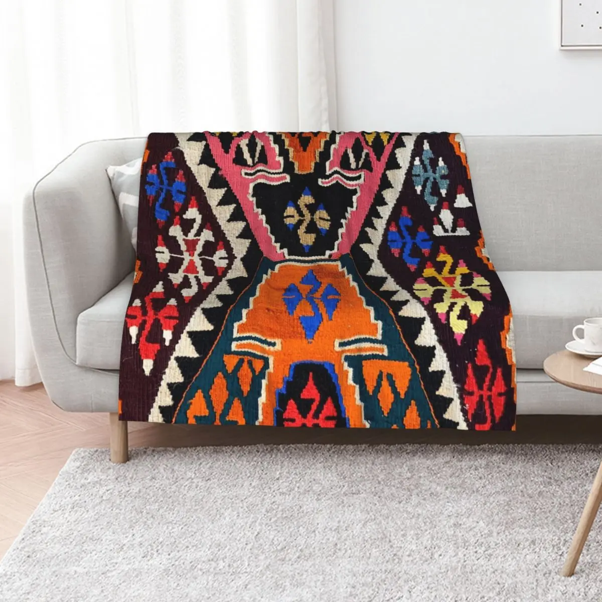 Decorative Kilim, Navaho Weave, Woven Textile Throw Blanket Warm Accent Blanket for Living Room Decoration
Decorative Kilim, Navaho Weave, Woven Textile Throw Blanket Warm Accent Blanket for Living Room Decoration