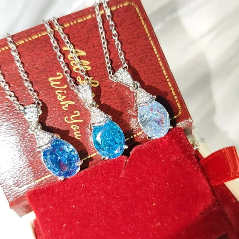 925 Sterling Silver Fashion Light Luxury Ice Flower Cut Crystal Zircon Water Drop Pendant Necklace Birthday Anniversary Gift
925 Sterling Silver Fashion Light Luxury Ice Flower Cut Crystal Zircon Water Drop Pendant Necklace Birthday Anniversary Gift