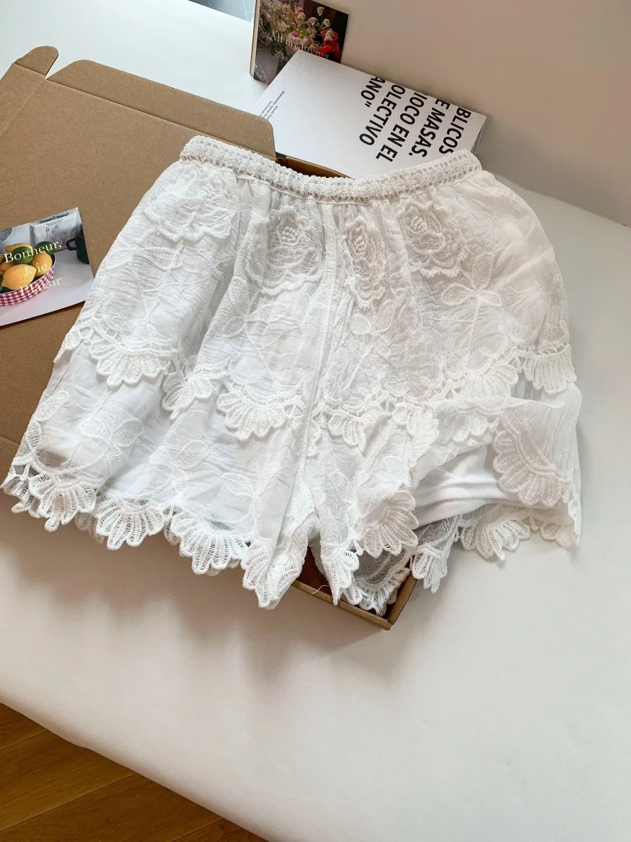 Pure Color Lace Trim Safety Shorts Women's Summer Sweet Spicy Girl High Waist Versatile White Base Casual Pants
Pure Color Lace Trim Safety Shorts Women's Summer Sweet Spicy Girl High Waist Versatile White Base Casual Pants