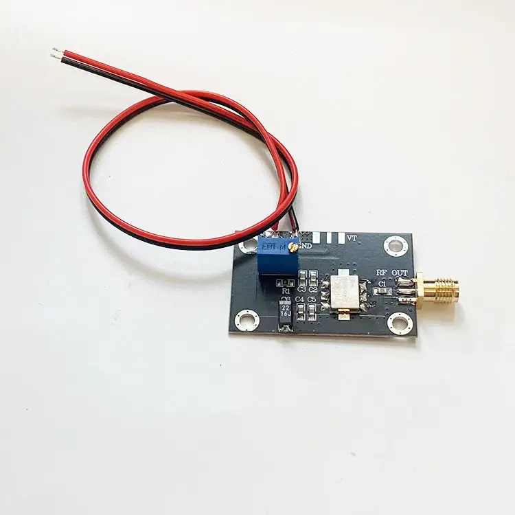 5750-6600M Voltage Controlled Oscillator C-band RF VCO Module 5.8G 6G Point Frequency Simple Signal Source
5750-6600M Voltage Controlled Oscillator C-band RF VCO Module 5.8G 6G Point Frequency Simple Signal Source