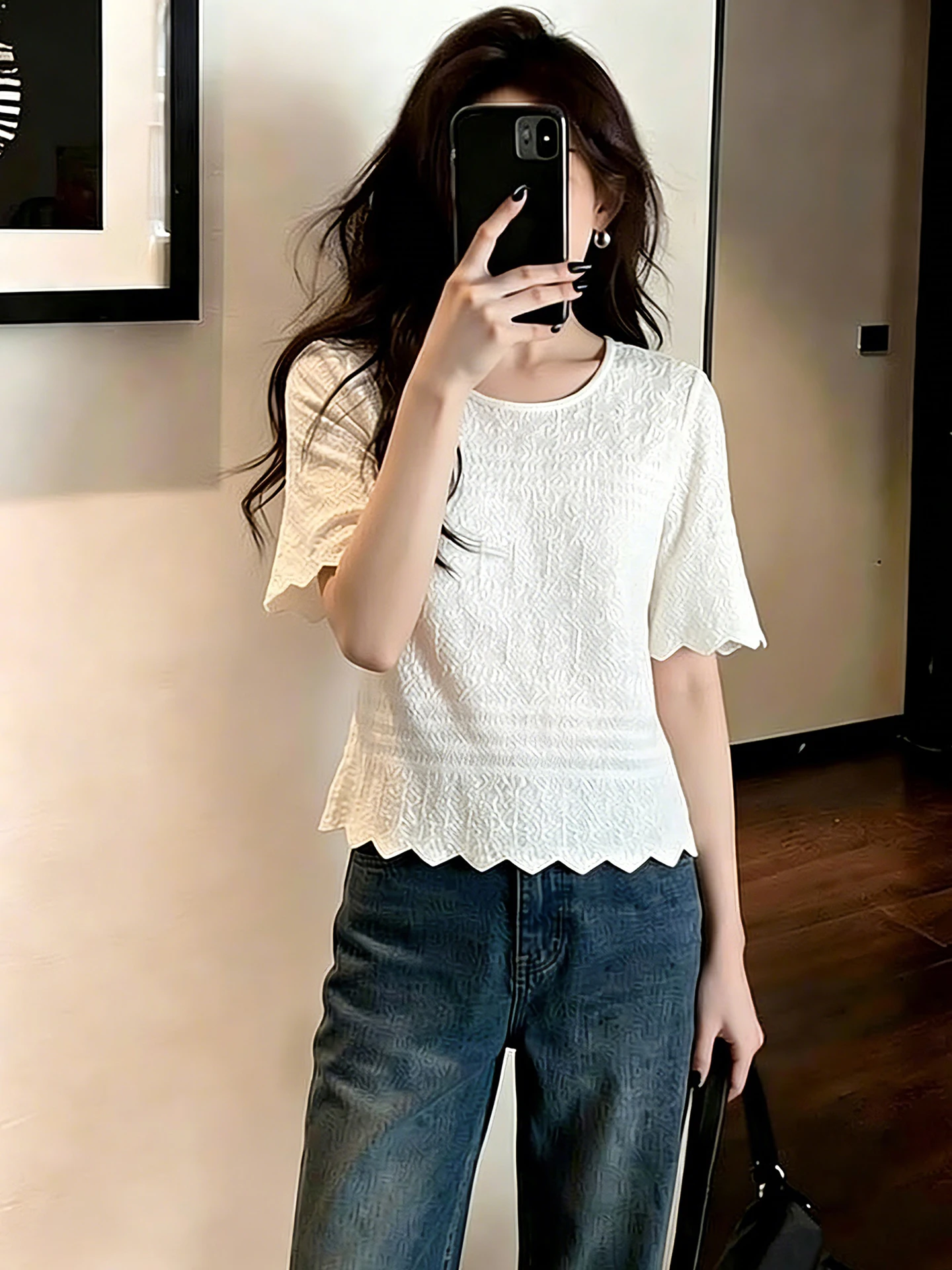 Fashionable Embroidered Short Sleeve Knitted round Neck Comfortable Gentle Style Summer Top Floral Lace Trim Versatile Women'...
Fashionable Embroidered Short Sleeve Knitted round Neck Comfortable Gentle Style Summer Top Floral Lace Trim Versatile Women'...