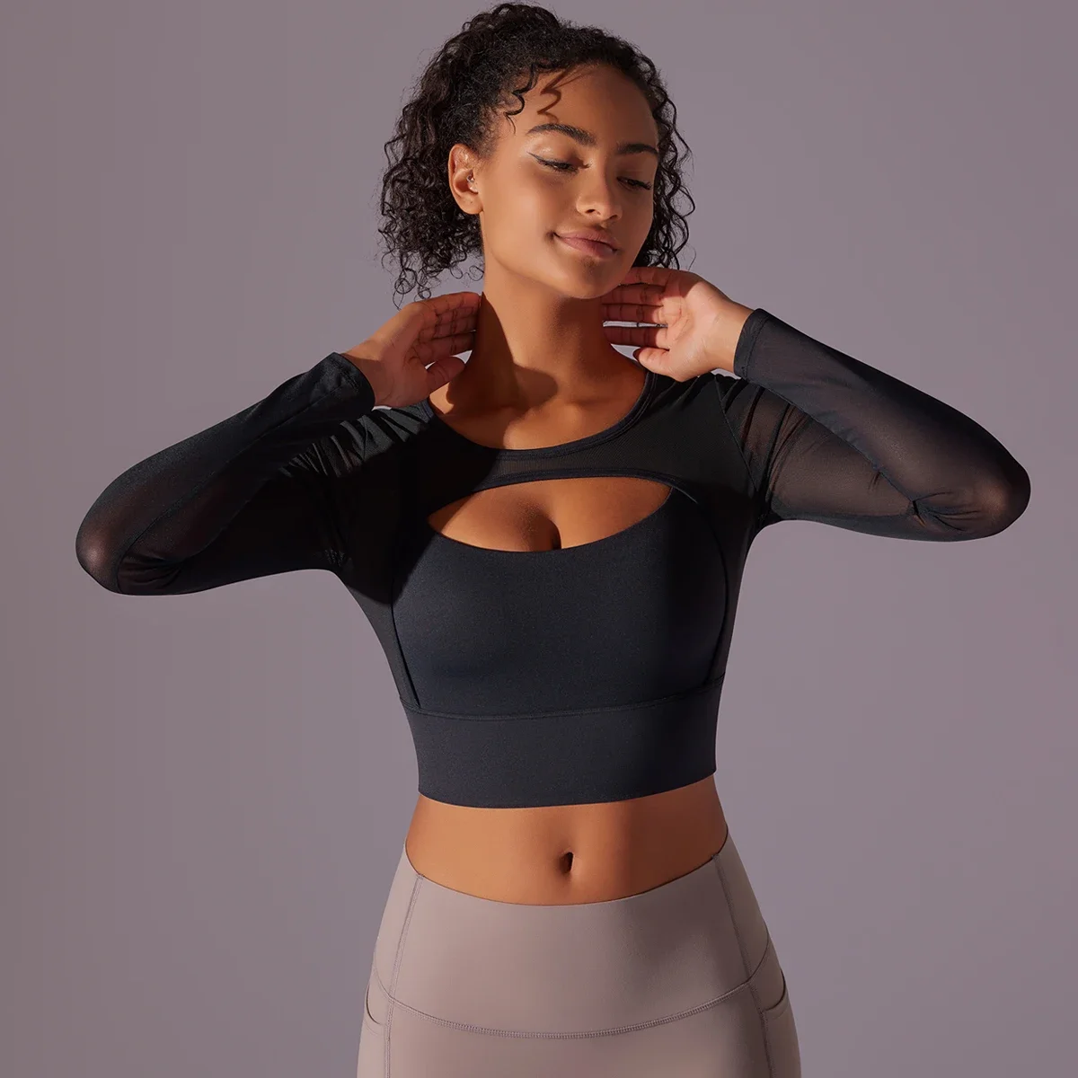 Quick Dry Gym Clothes Women's Mesh Yoga Shirt Sexy Short Sleeve Running Sweatshirt With Chest Pads Running Fitness Femal
Quick Dry Gym Clothes Women's Mesh Yoga Shirt Sexy Short Sleeve Running Sweatshirt With Chest Pads Running Fitness Femal