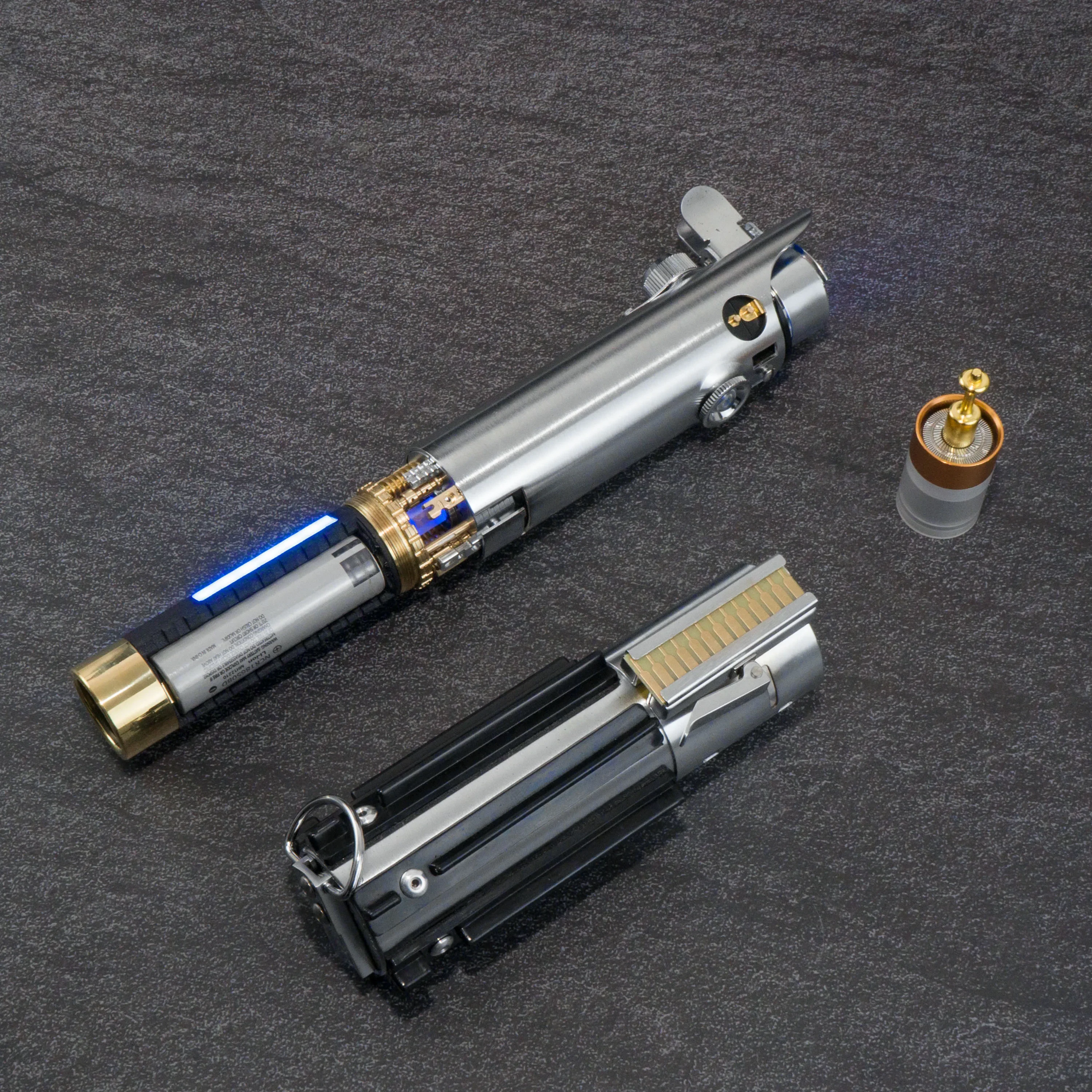 Лазерный меч 89Sabers, Лазерная Игрушка для косплея, графикс люка EP4 EP5 EP7 Neopixel, Proffie V3.9 Board 22 шт.
Лазерный меч 89Sabers, Лазерная Игрушка для косплея, графикс люка EP4 EP5 EP7 Neopixel, Proffie V3.9 Board 22 шт.