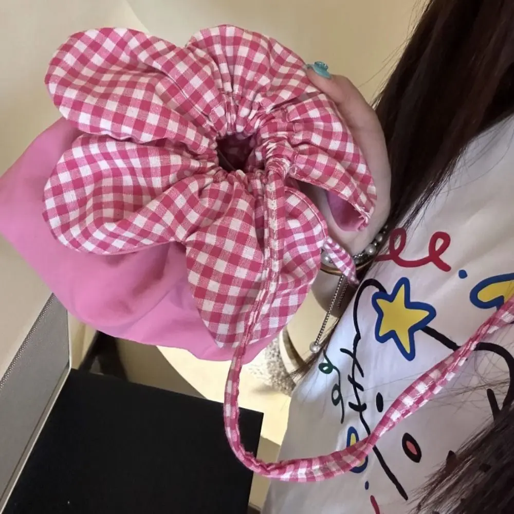 Casual Plaid Flower Drawstring Bag Cute Cloth Small Crossbody Bag Bundle Pocket Portable ins Shoulder Bag Women
Casual Plaid Flower Drawstring Bag Cute Cloth Small Crossbody Bag Bundle Pocket Portable ins Shoulder Bag Women