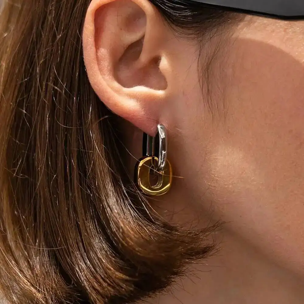 SHIXIN Minimalist Stainless Steel Fashion 18K Gold Plated U Shape Lock Trendy Geometric Square Hoop Earrings Women Party Jewelry
SHIXIN Minimalist Stainless Steel Fashion 18K Gold Plated U Shape Lock Trendy Geometric Square Hoop Earrings Women Party Jewelry