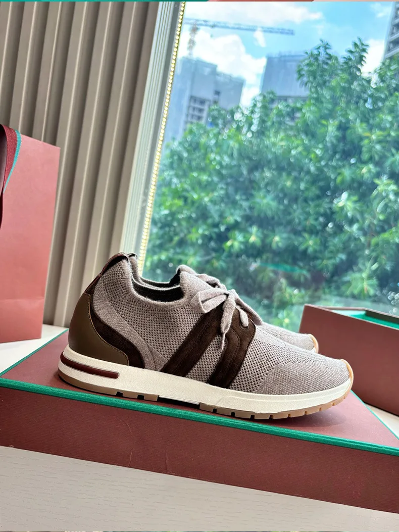 Модные легкие дышащие сетчатые кроссовки на плоской подошве для пар, однотонные, универсальные, с мягкой подошвой, спортивная обувь 2026 года
Модные легкие дышащие сетчатые кроссовки на плоской подошве для пар, однотонные, универсальные, с мягкой подошвой, спортивная обувь 2026 года