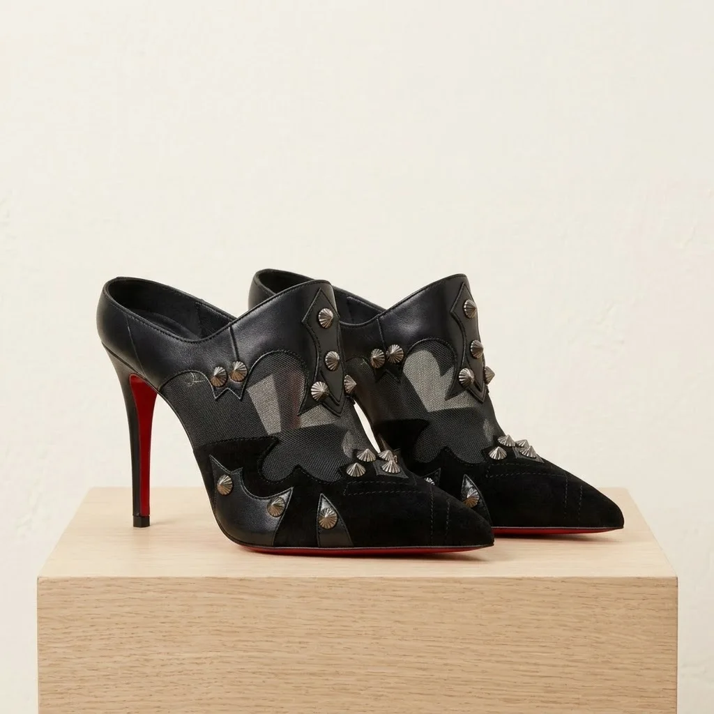 Women Black Mesh Patchwork Mule Heels Metal Spiked Rivets Pointed Toe Slingback Stiletto Sandals Classic Red Sole Punk Club Shoe
Women Black Mesh Patchwork Mule Heels Metal Spiked Rivets Pointed Toe Slingback Stiletto Sandals Classic Red Sole Punk Club Shoe