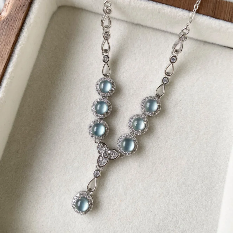 Natural a Cargo Blue Surface S925 Silver Inlay Jade Stone Women's Pendant Set Chain
Natural a Cargo Blue Surface S925 Silver Inlay Jade Stone Women's Pendant Set Chain