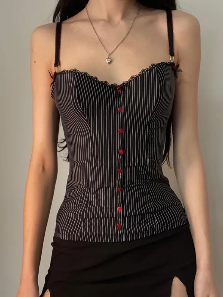 Новинка 2025, винтажная уличная одежда Y2k E-girl, базовые полосатые майки для женщин Fairycore, эстетические кружевные лоскутные укороченные топы на пуговицах Femme
Новинка 2025, винтажная уличная одежда Y2k E-girl, базовые полосатые майки для женщин Fairycore, эстетические кружевные лоскутные укороченные топы на пуговицах Femme