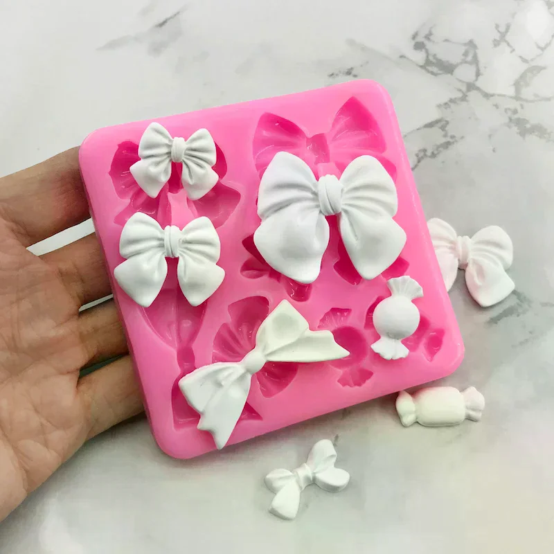 Cute Cartoon Bow Knot Resin Art Molds Silicone Fondant Mould Cake Decoration Tools Pastry Kitchen Baking Accessories Set
Cute Cartoon Bow Knot Resin Art Molds Silicone Fondant Mould Cake Decoration Tools Pastry Kitchen Baking Accessories Set