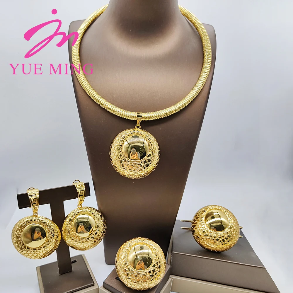 18K Gold Plated wedding jewelry for woman Luxury Round Pendant Exquisite Necklace earrings Bracelet Ring set bridal accessories
18K Gold Plated wedding jewelry for woman Luxury Round Pendant Exquisite Necklace earrings Bracelet Ring set bridal accessories